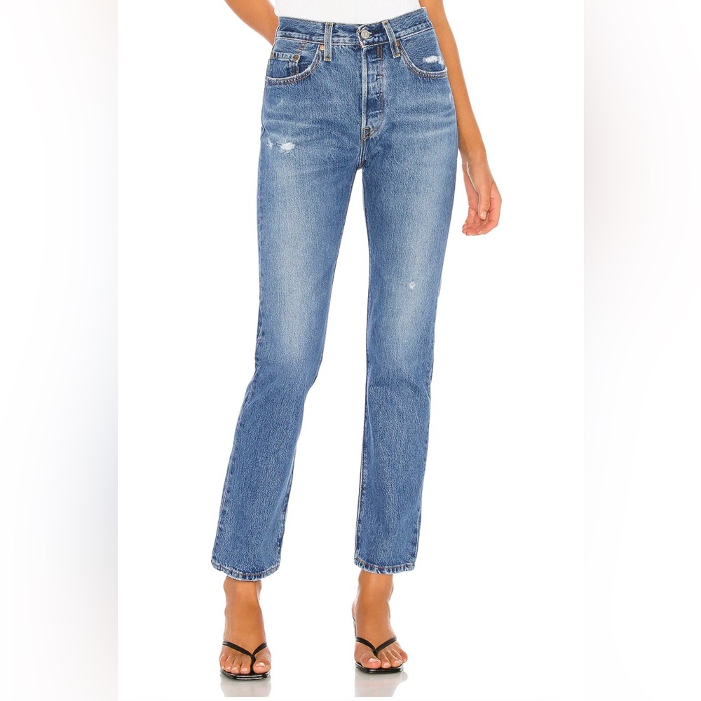 Levis 501 skinny distressed jean size 26
